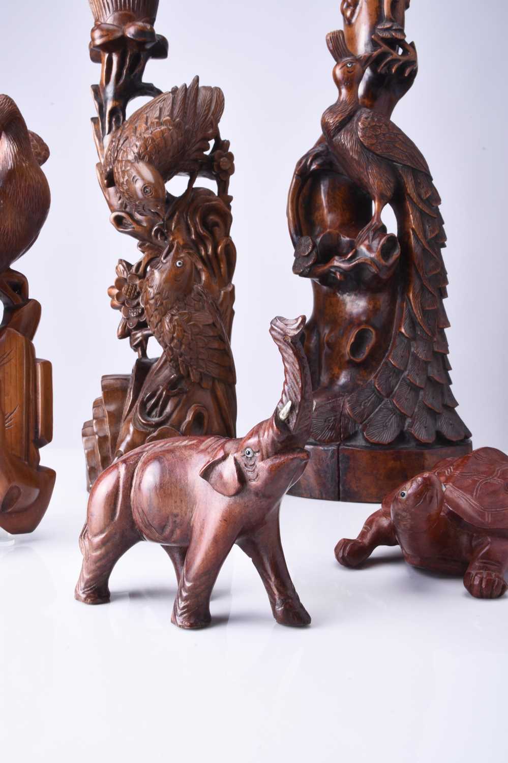 Two Chinese carved hardwood figural lamp bases and three small wood carvings - Image 6 of 12