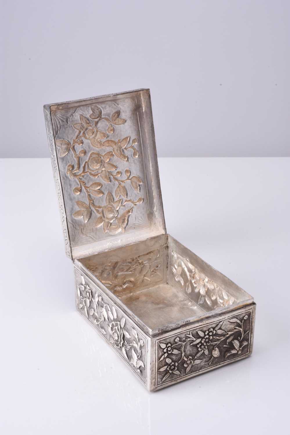 A Chinese silver plated embossed box, Qing Dynasty - Image 3 of 3