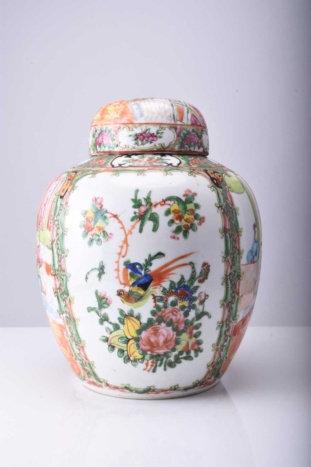 Chinese Canton famille rose ginger jar and cover - Bild 4 aus 8