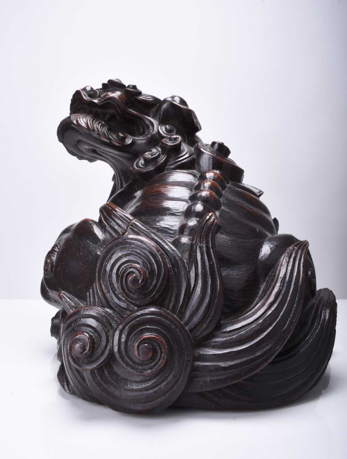 A large Japanese carved wood figure of a komainu, Edo/Meiji era - Image 6 of 8