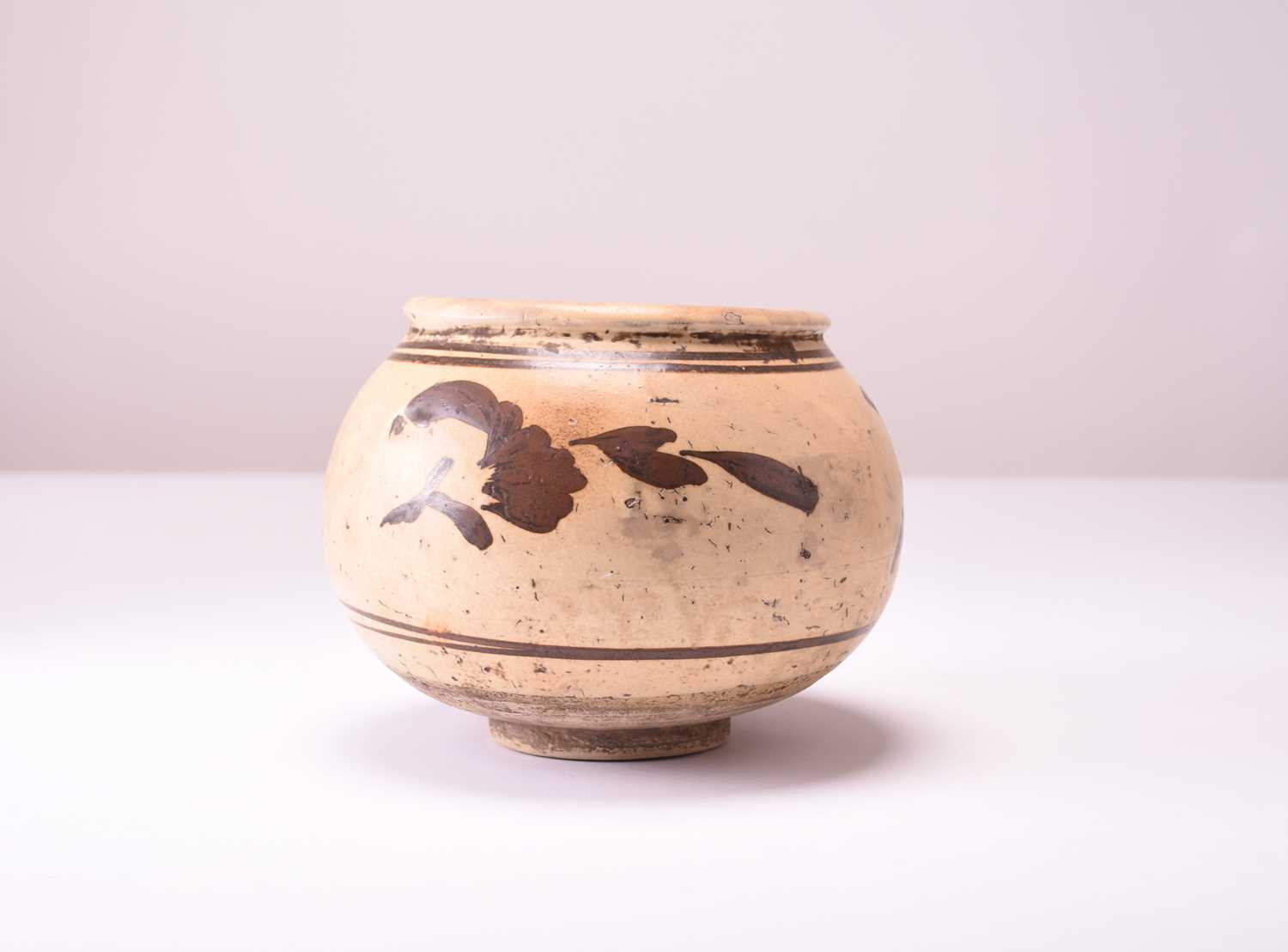 A Chinese painted Cizhou jar, Yuan Dynasty - Image 2 of 3