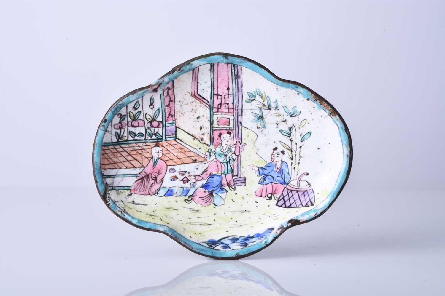 A group of Chinese enamel dishes, 18th century and later - Image 5 of 6