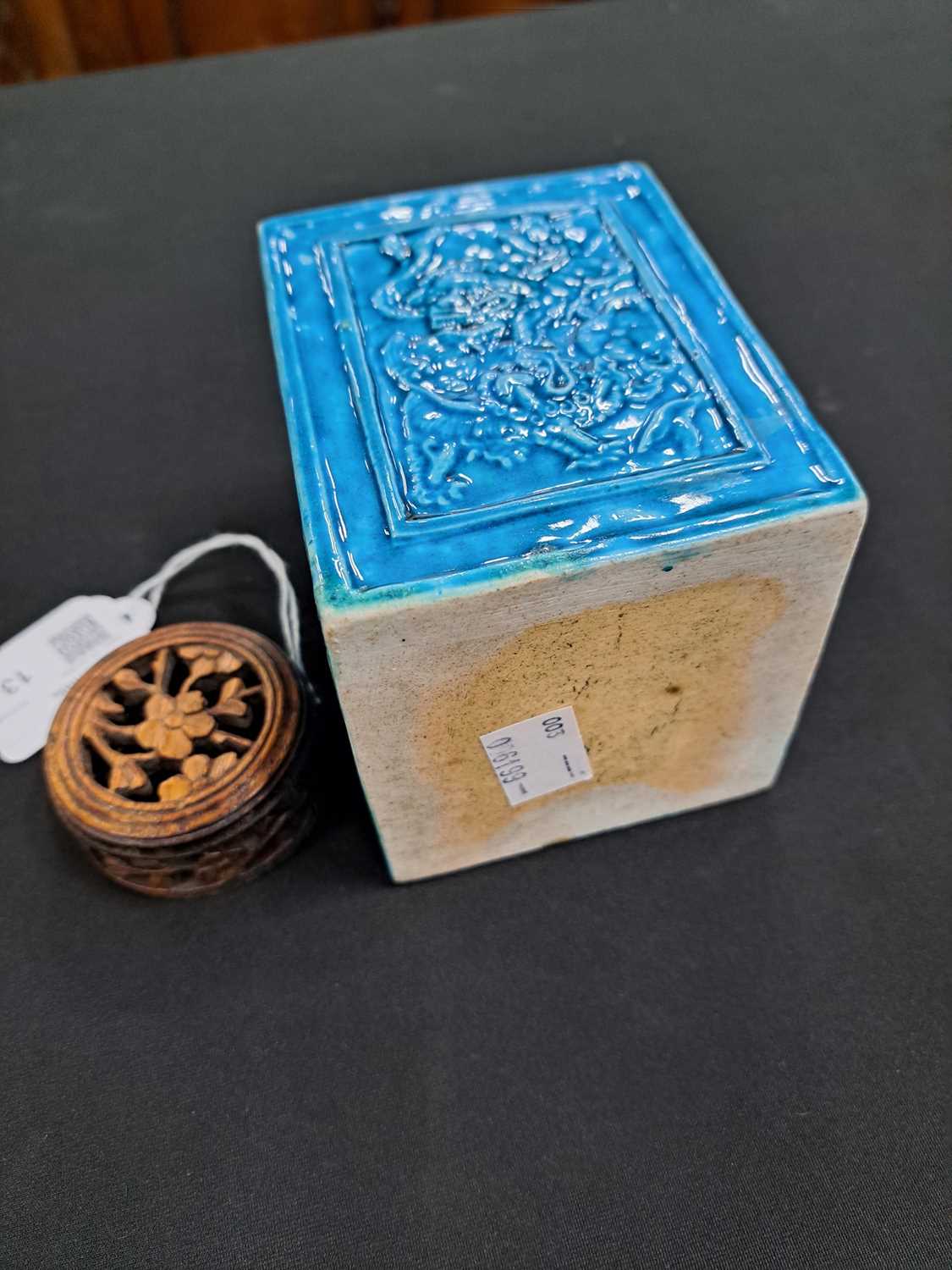 A Chinese Fahua turquoise glazed tea caddy, probably Qianlong - Image 6 of 6