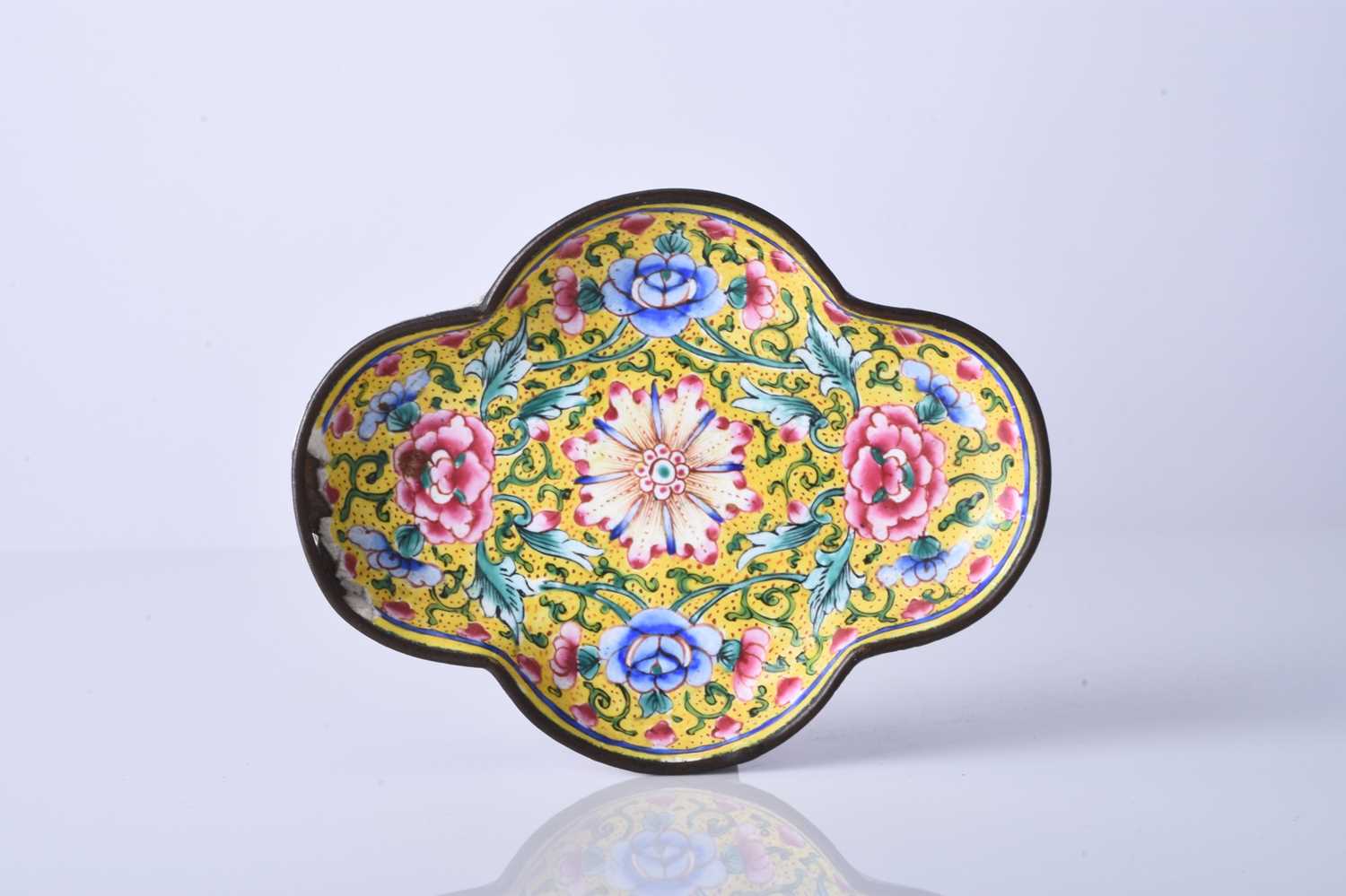 A group of Chinese enamel dishes, 18th century and later - Image 4 of 6