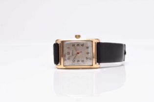 Vulcain: A gentleman's 18ct gold wristwatch