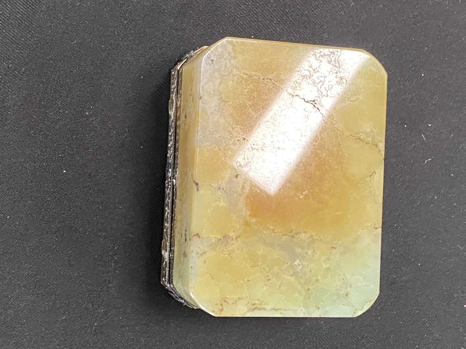 A 19th century yellow and white metal mounted onyx box - Image 4 of 15