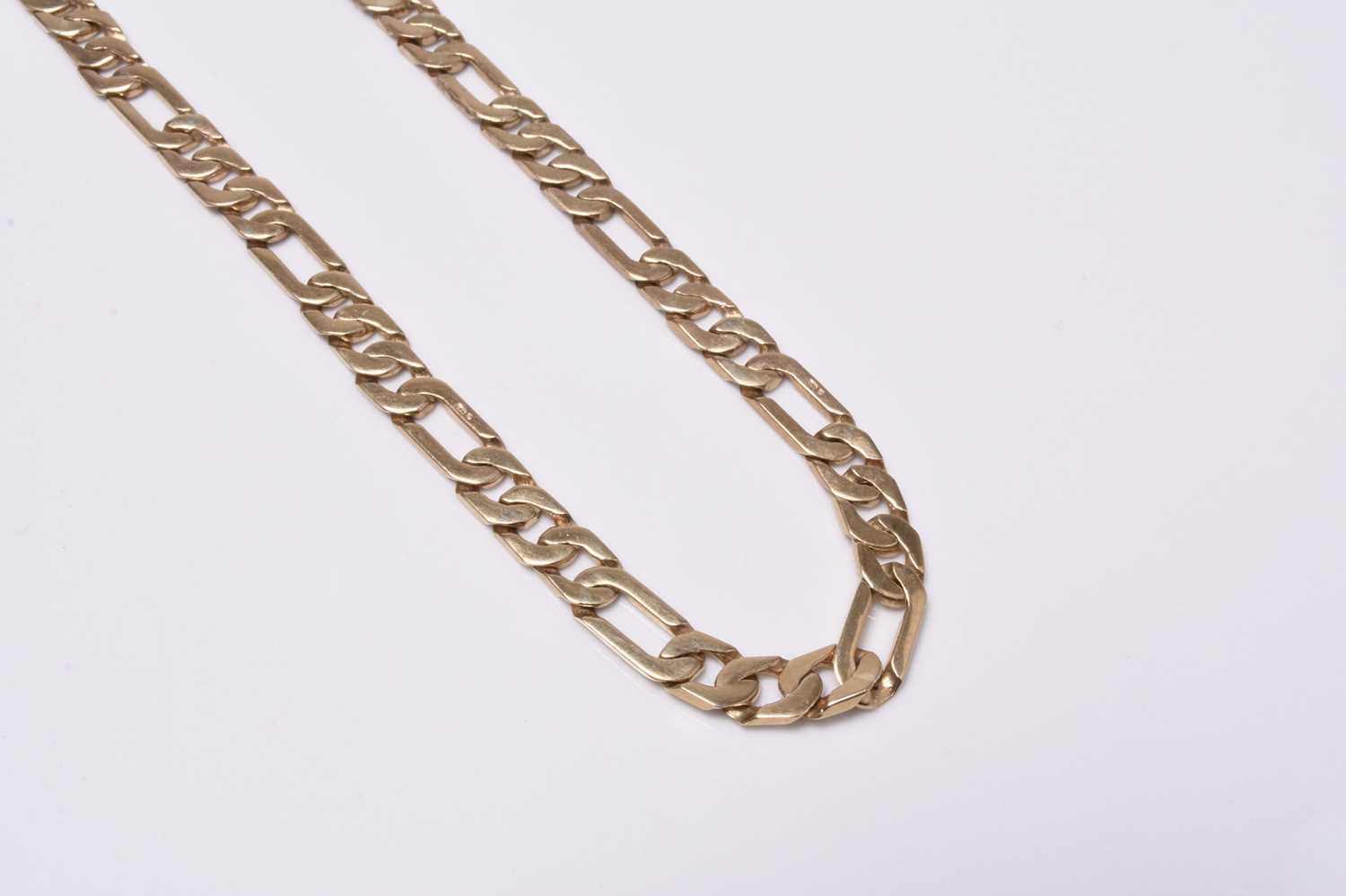 A 9ct gold flat curb link necklace