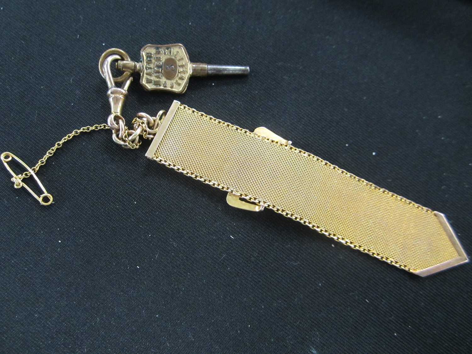 A lady's 18ct gold open face pocket watch, with 9ct mesh fob - Image 9 of 9