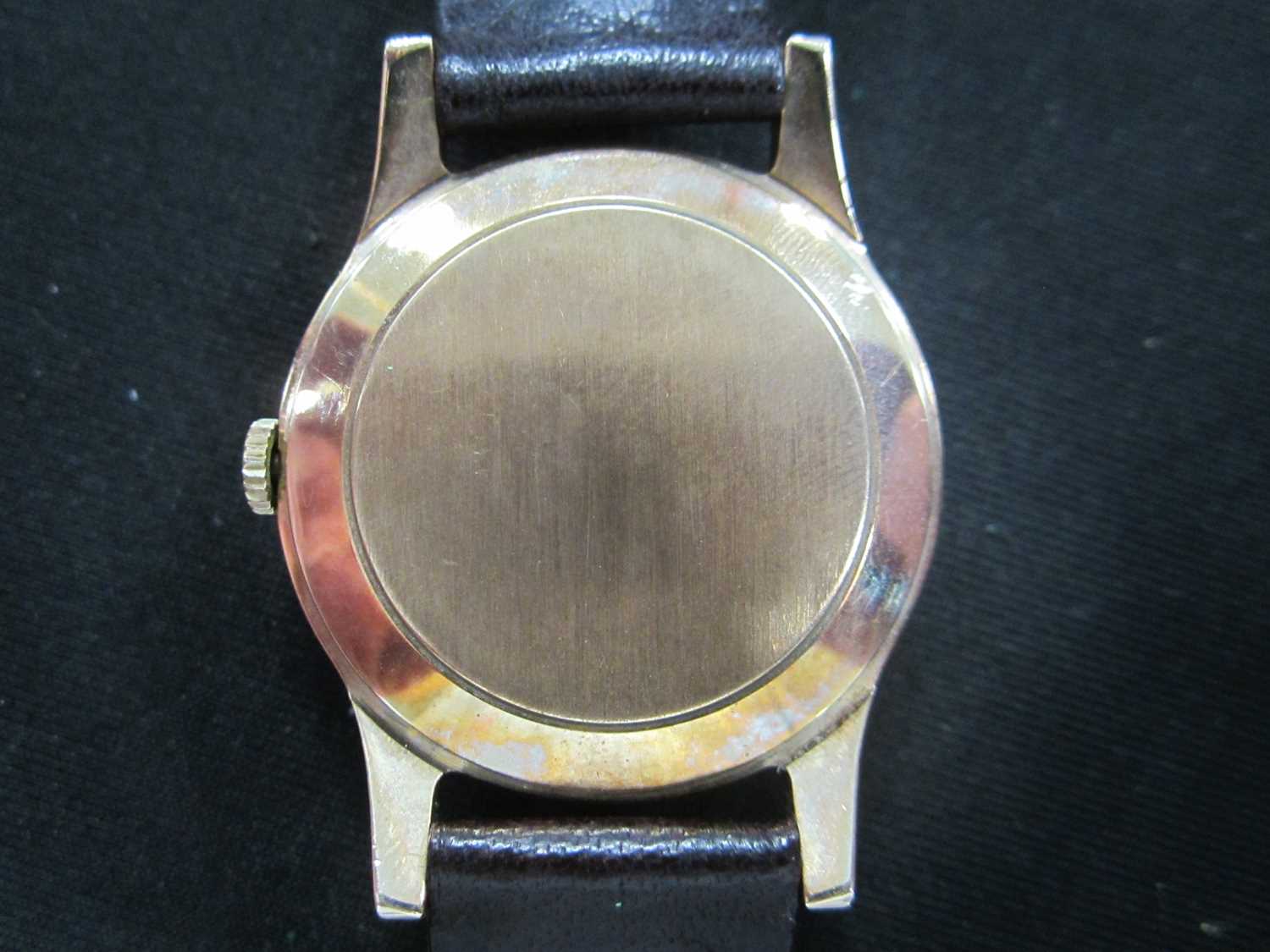 Elco: A gentleman's 9ct gold calendar wristwatch - Image 4 of 6