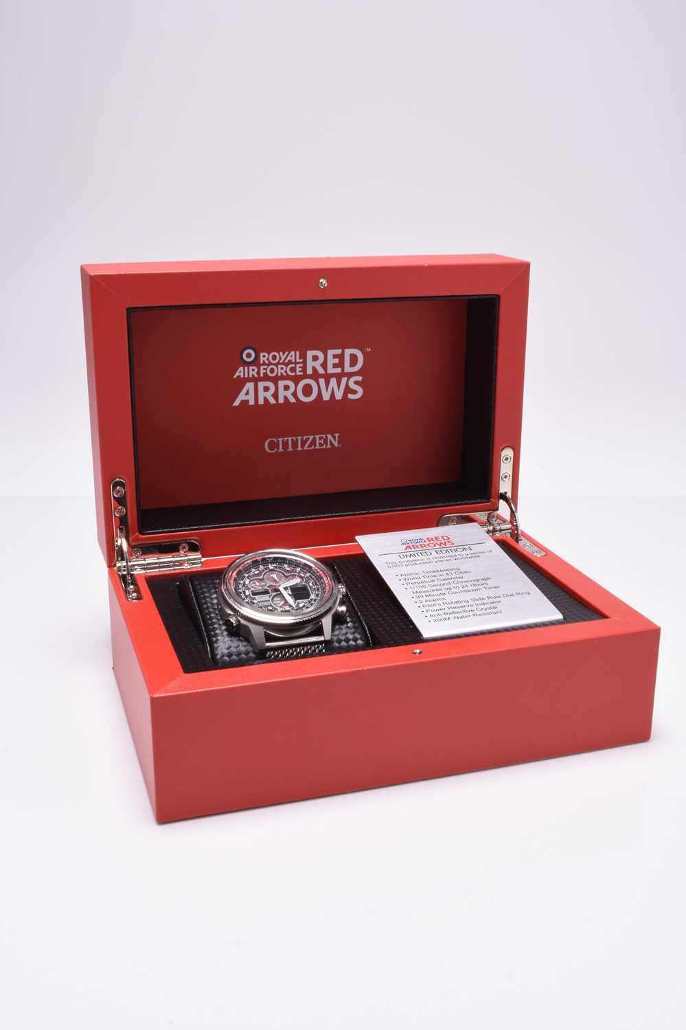 Citizen: A gentleman's Royal Air Force Red Arrows series bracelet watch - Image 3 of 3
