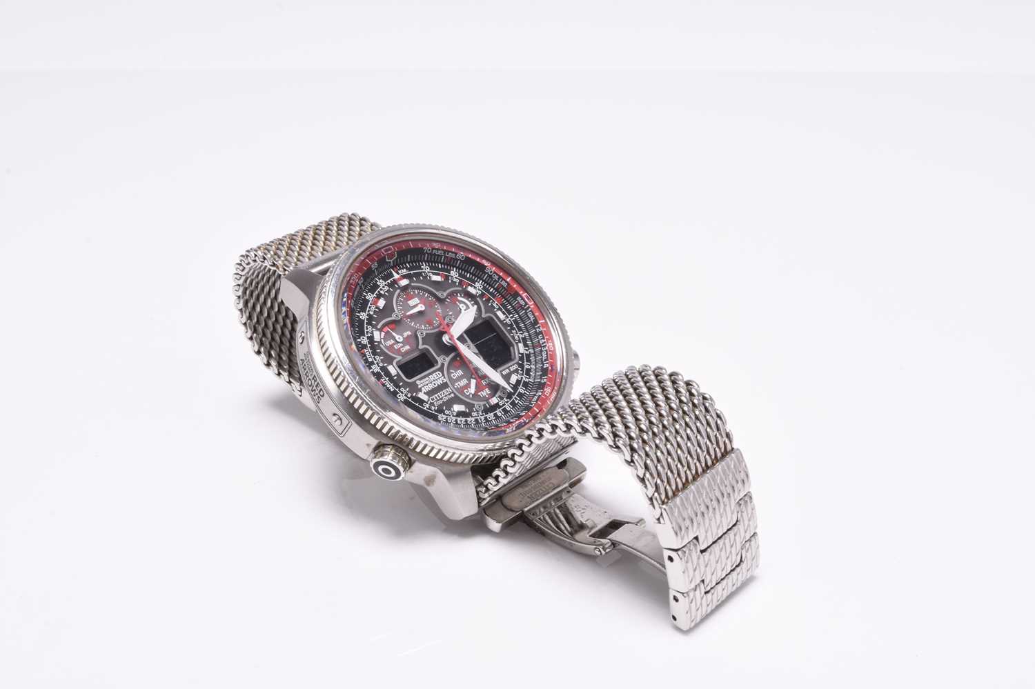 Citizen: A gentleman's Royal Air Force Red Arrows series bracelet watch - Image 2 of 3