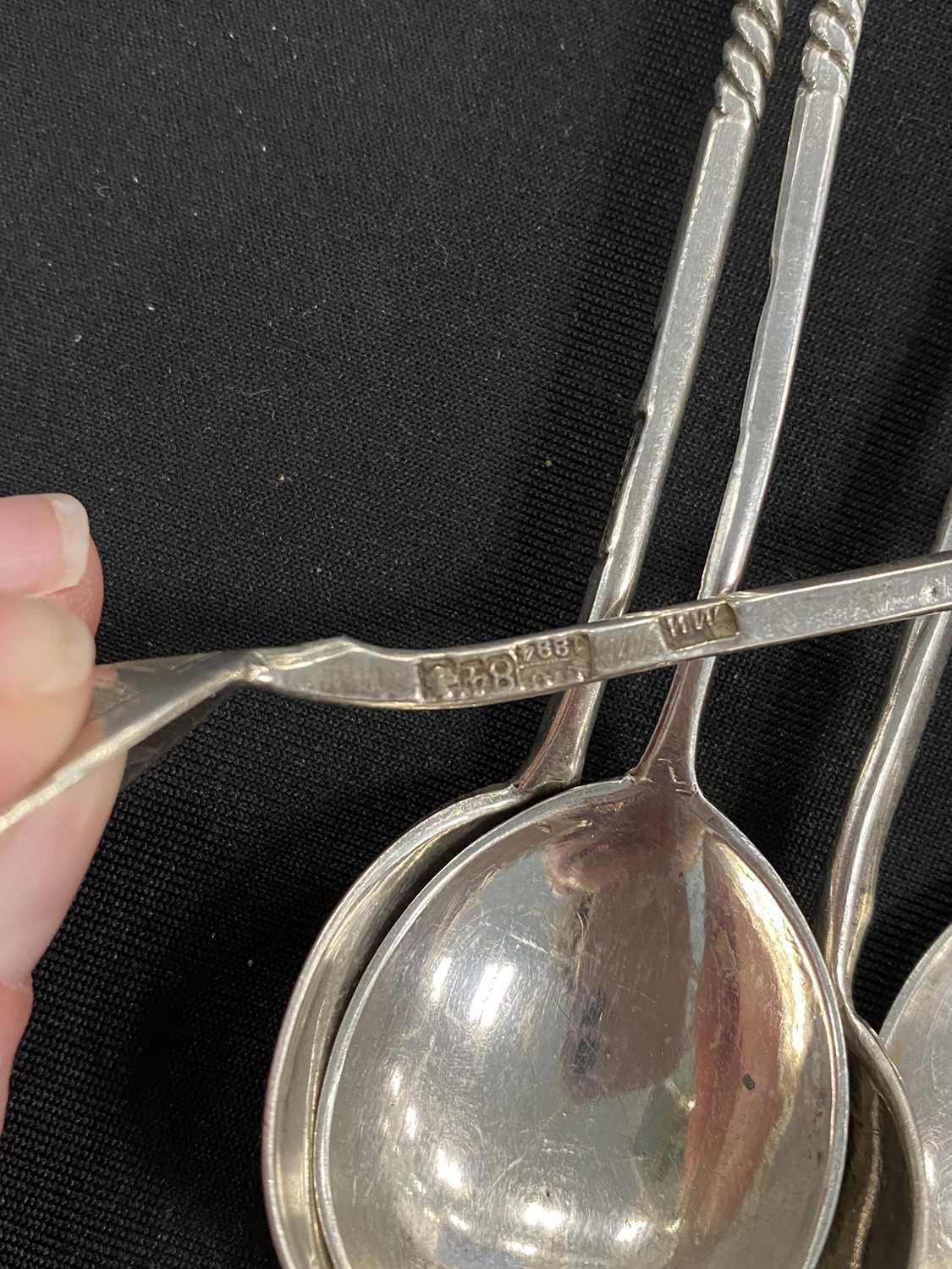 A collection of Russian silver teaspoons - Image 18 of 22