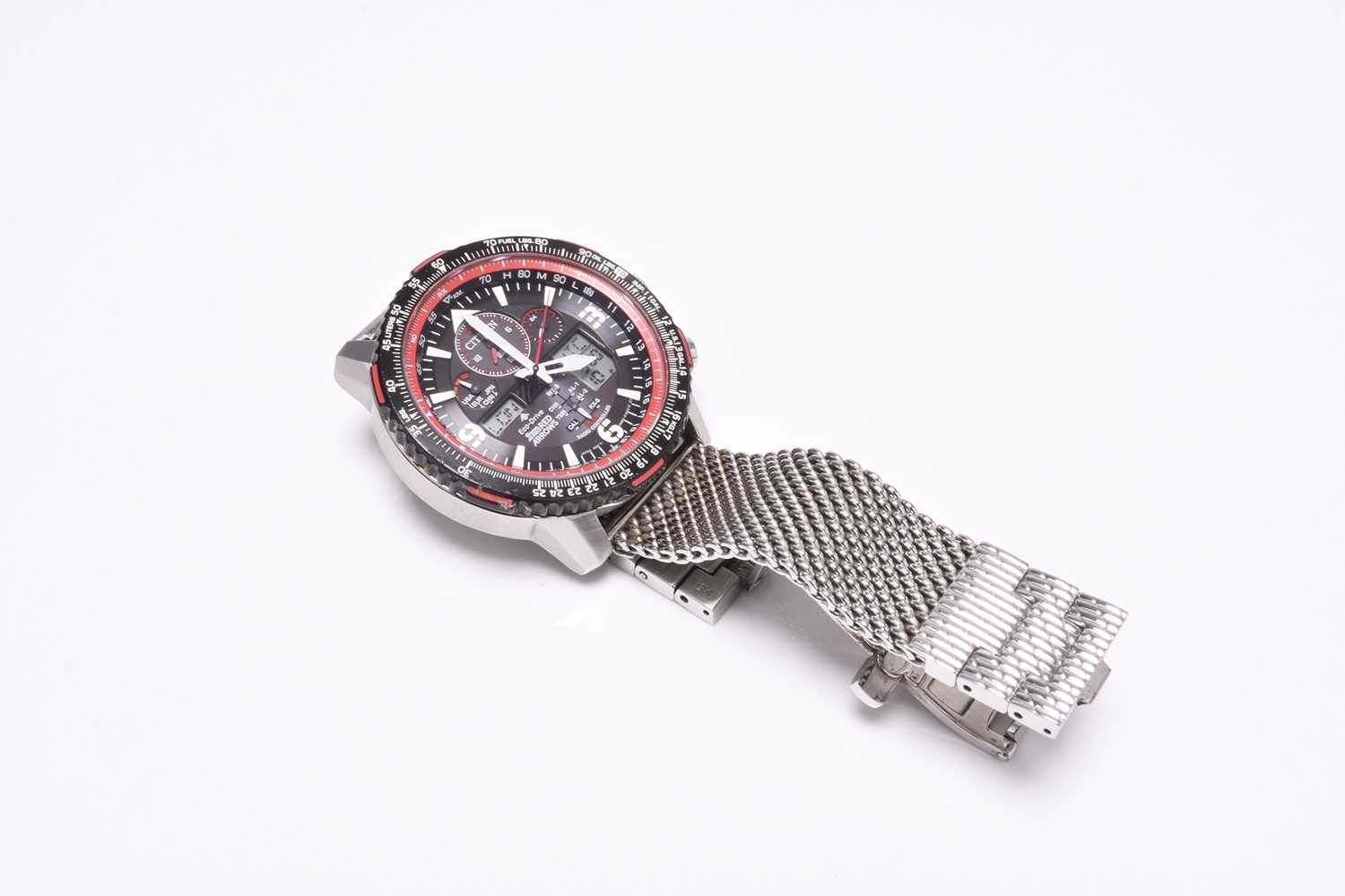 Citizen: A gentleman's Royal Air Force Red Arrows series bracelet watch - Image 2 of 3