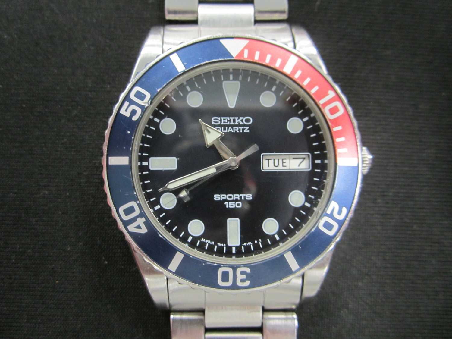 Seiko: A gentleman's stainless steel SQ diver's watch - Bild 3 aus 6