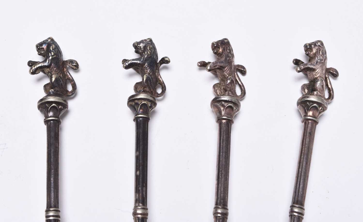 A collection of Russian silver teaspoons - Image 4 of 22