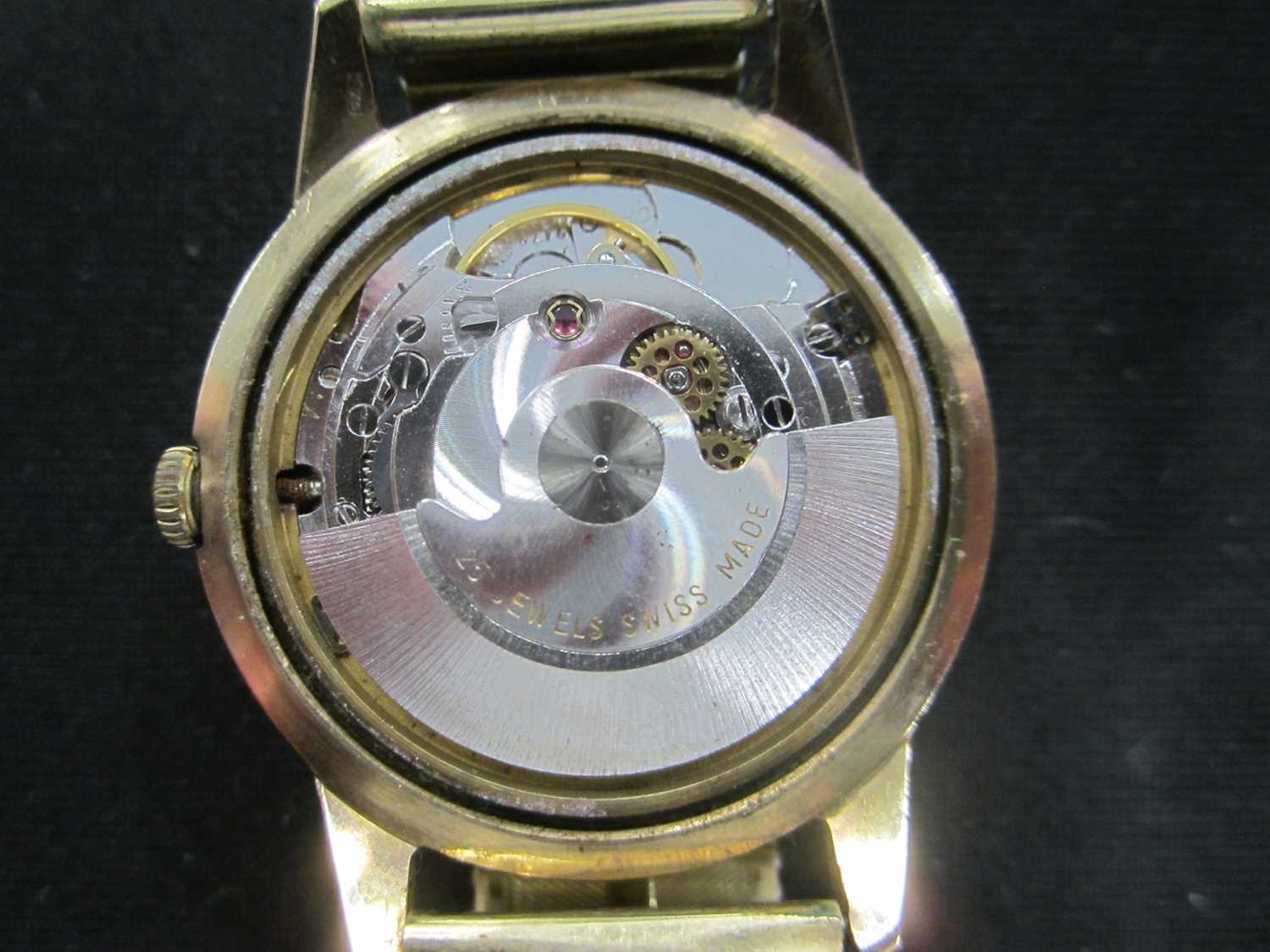 Garrard: A gentleman's 9ct gold automatic wristwatch - Image 3 of 5