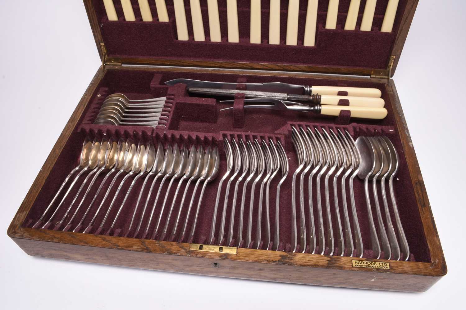 A canteen of Harrods silver plated cutlery - Image 3 of 3