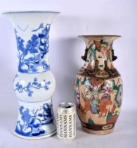 A LARGE 19TH CENTURY CHINESE FAMILLE VERTE PORCELAIN VASE Qing, together with a blue and white yen