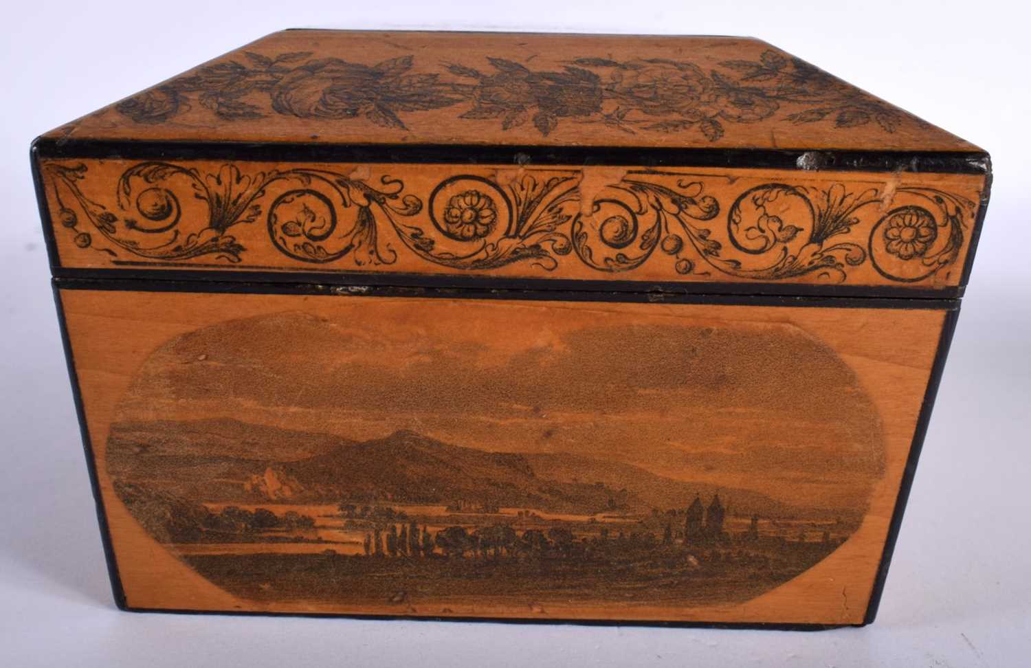 AN EARLY VICTORIAN PEN WORK JEWELLERY BOX depicting flowers and landscapes. 18 cm x 8 cm. - Image 3 of 5