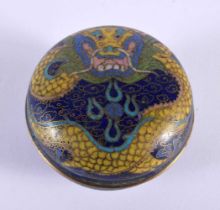 A SMALLER 19TH CENTURY CHINESE CLOISONNE ENAMEL DRAGON BOX AND COVER Qing, decorative with a five