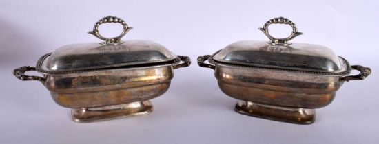 A Pair of Georgian Irish Silver Sauce Tureens. Hallmarked Dublin 1813. 21cm x 12cm x 11.5cm, total