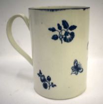 18th century Worcester mug in the Gillyflower pattern. 14cm high