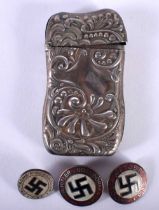 A SILVER VESTA CASE together with three German military enamelled buttons. Silver 34.2 grams.