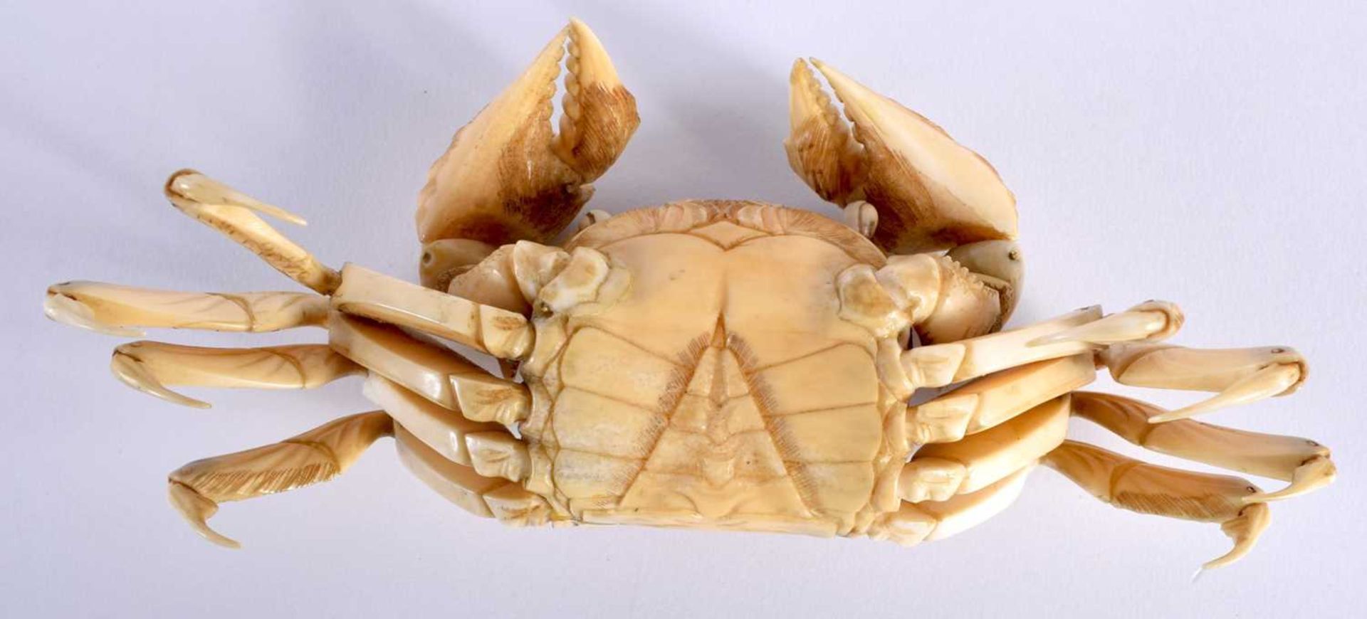 A FINE 19TH CENTURY JAPANESE MEIJI PERIOD FULLY ARTICULATED BONE JIZAI OKIMONO CRAB with fully - Image 6 of 6
