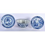 TWO 17TH CENTURY CHINESE BLUE AND WHITE PORCELAIN DISHES Kangxi, together with a similar Qing