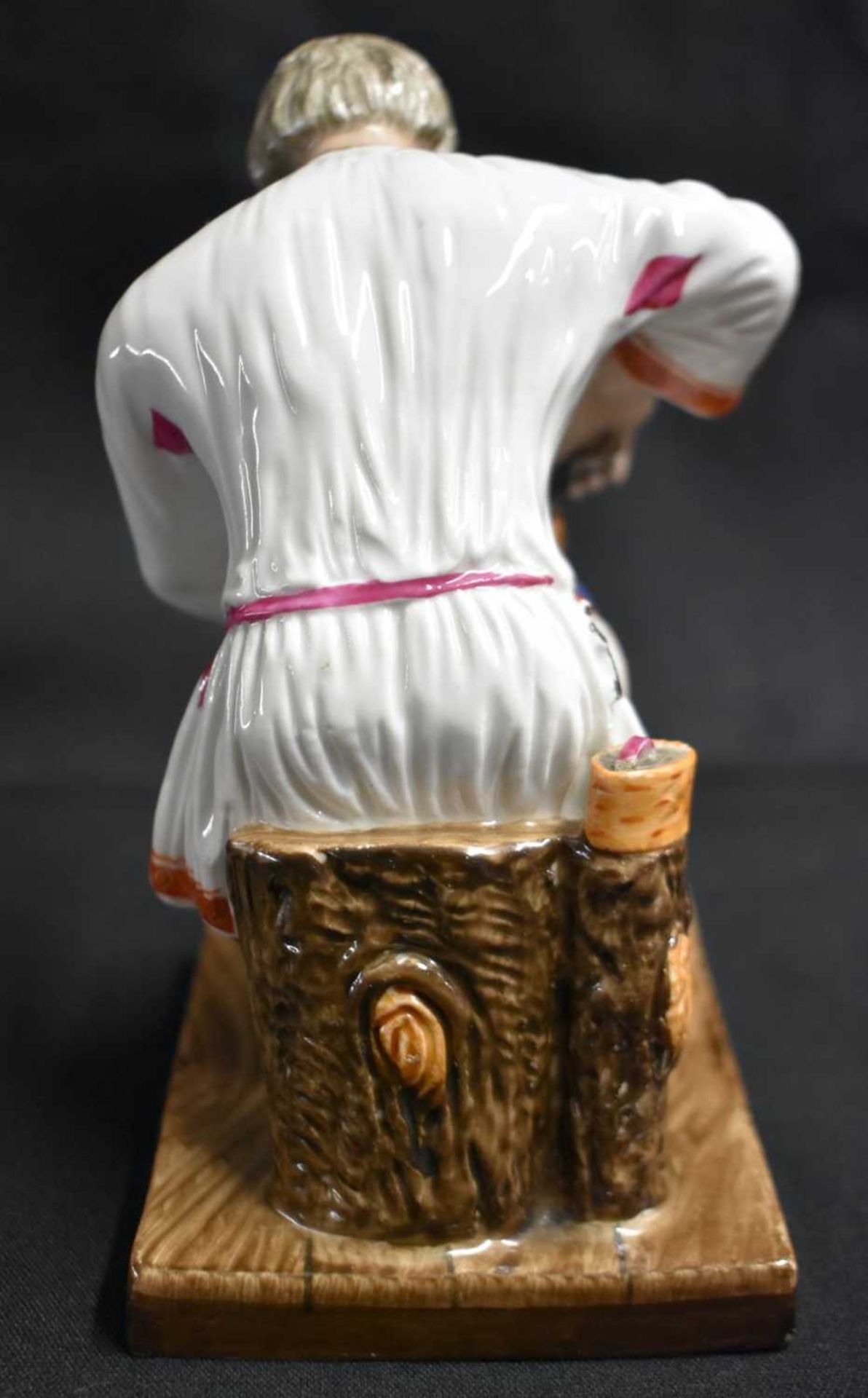 A LATE 19TH CENTURY RUSSIA ST PETERSBURG PORCELAIN FIGURE OF A COBBLER modelled repairing a shoe. 14 - Image 5 of 7