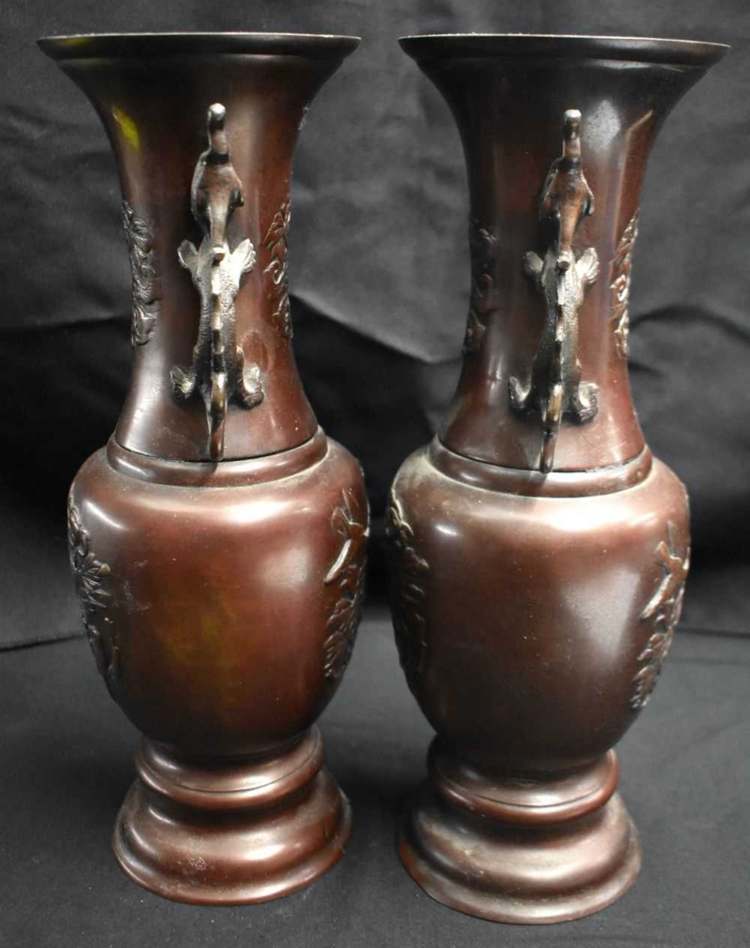 A LARGE PAIR OF 19TH CENTURY JAPANESE MEIJI PERIOD BRONZE VASES decorated with birds and foliage. 35 - Image 5 of 8