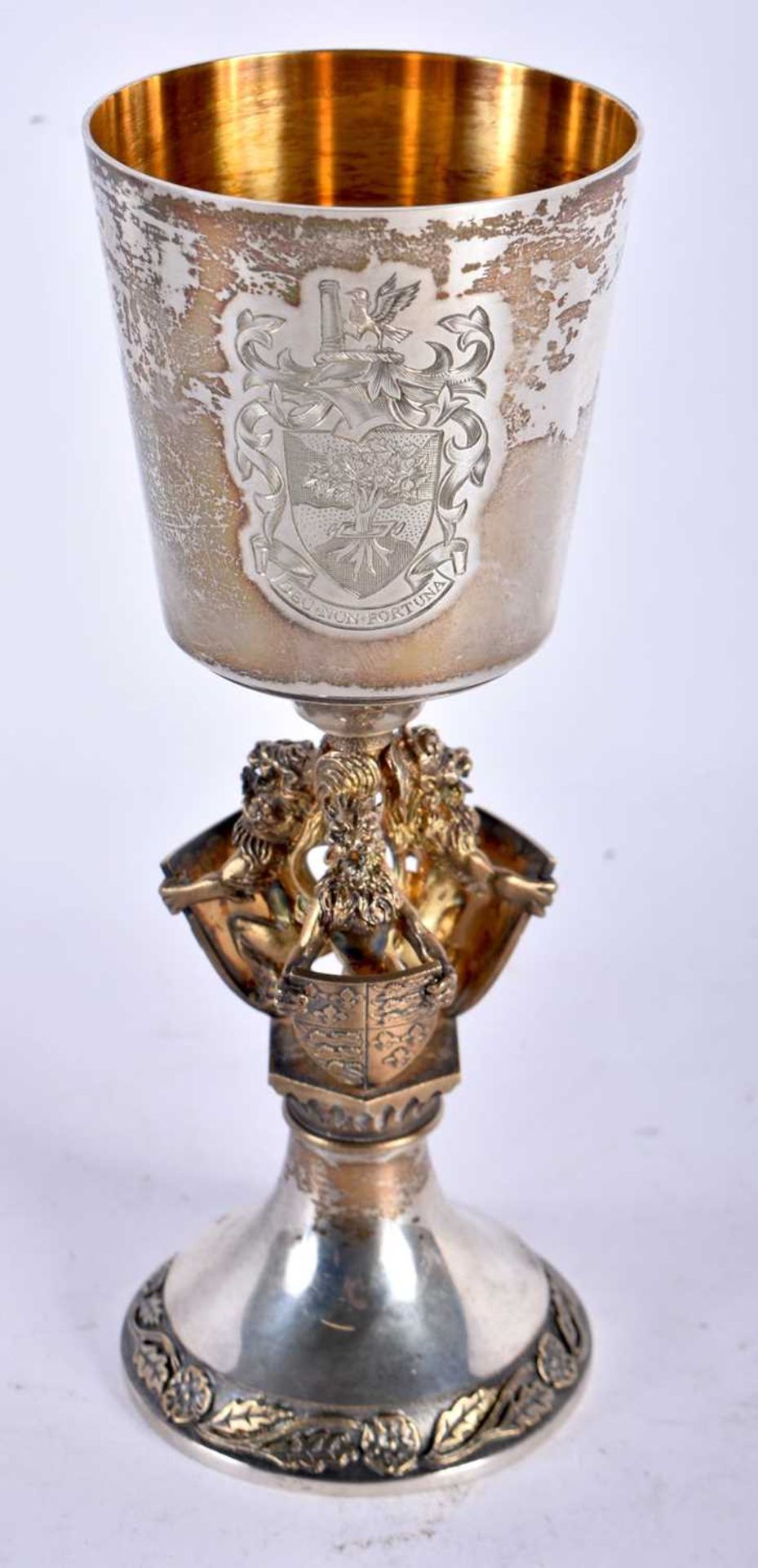 A LIMITED EDITION SILVER KINGS HERALDS QUINCENTENARY GOBLET IN 1984 OF THE COLLEGE OF ARMS. 295
