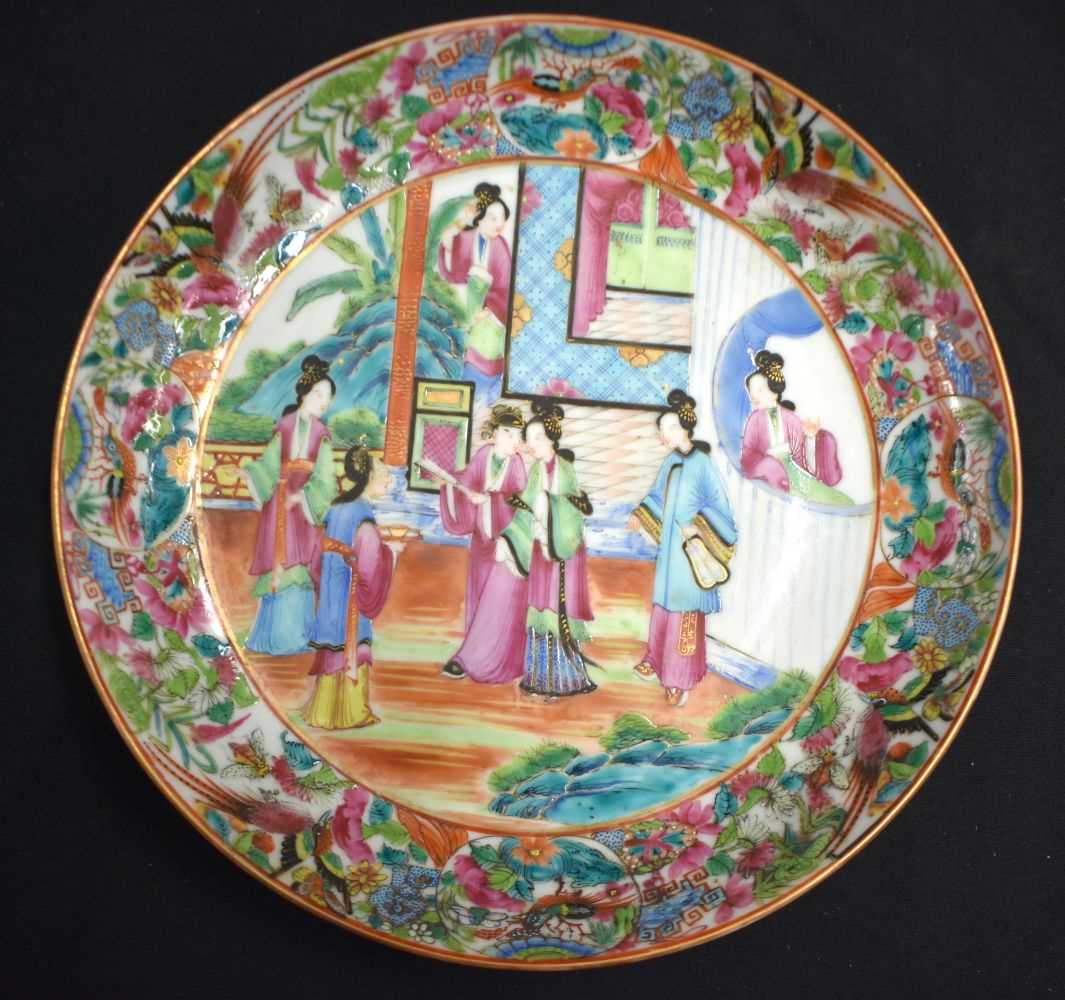 A COLLECTION OF 19TH CENTURY CANTON FAMILLE ROSE WARES Qing, painted with figures, including teapots - Image 8 of 101