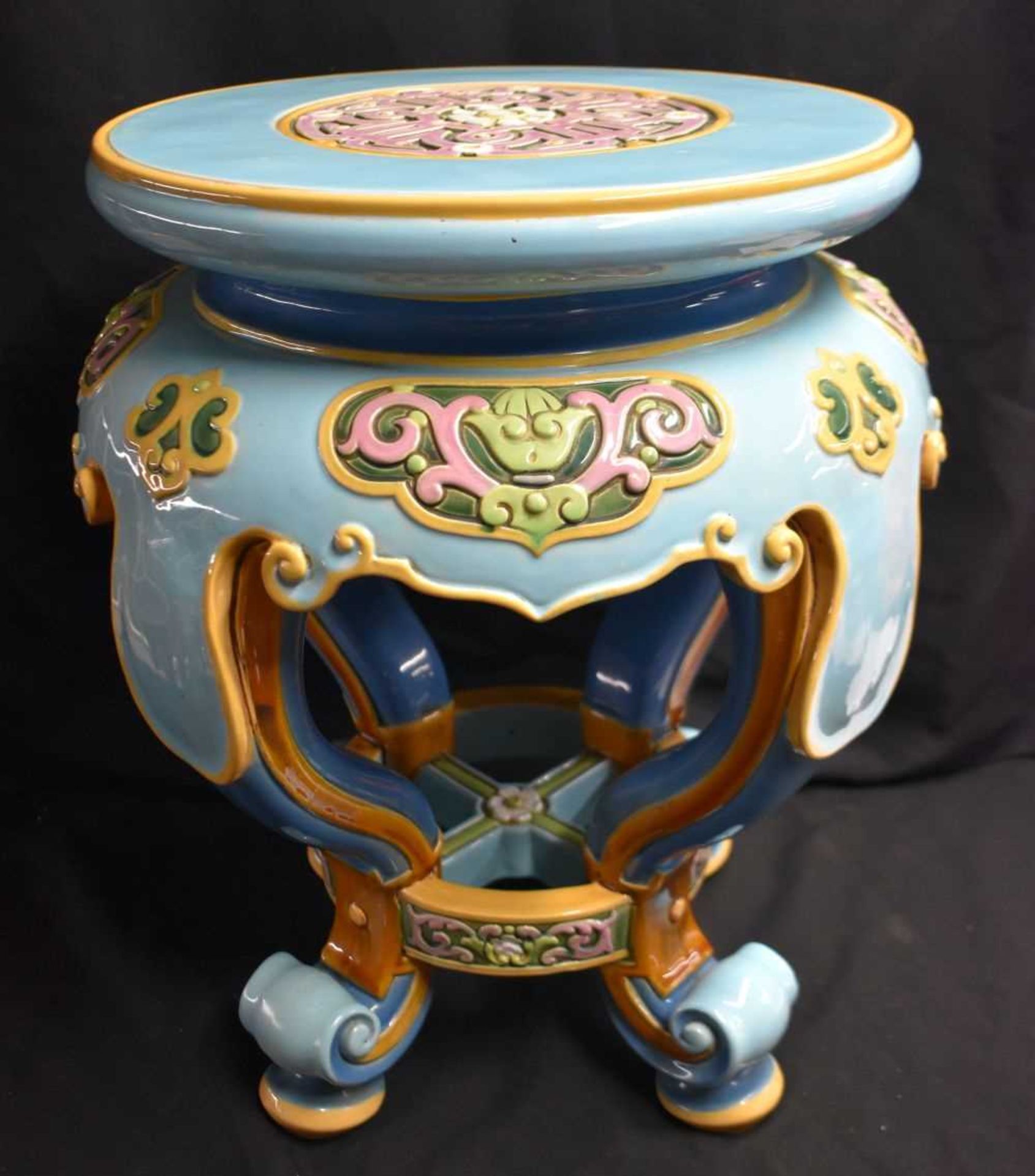 A GOOD LARGE 19TH CENTURY MINTON MAJOLICA GARDEN SEAT painted with bright green and pink enamels. 50