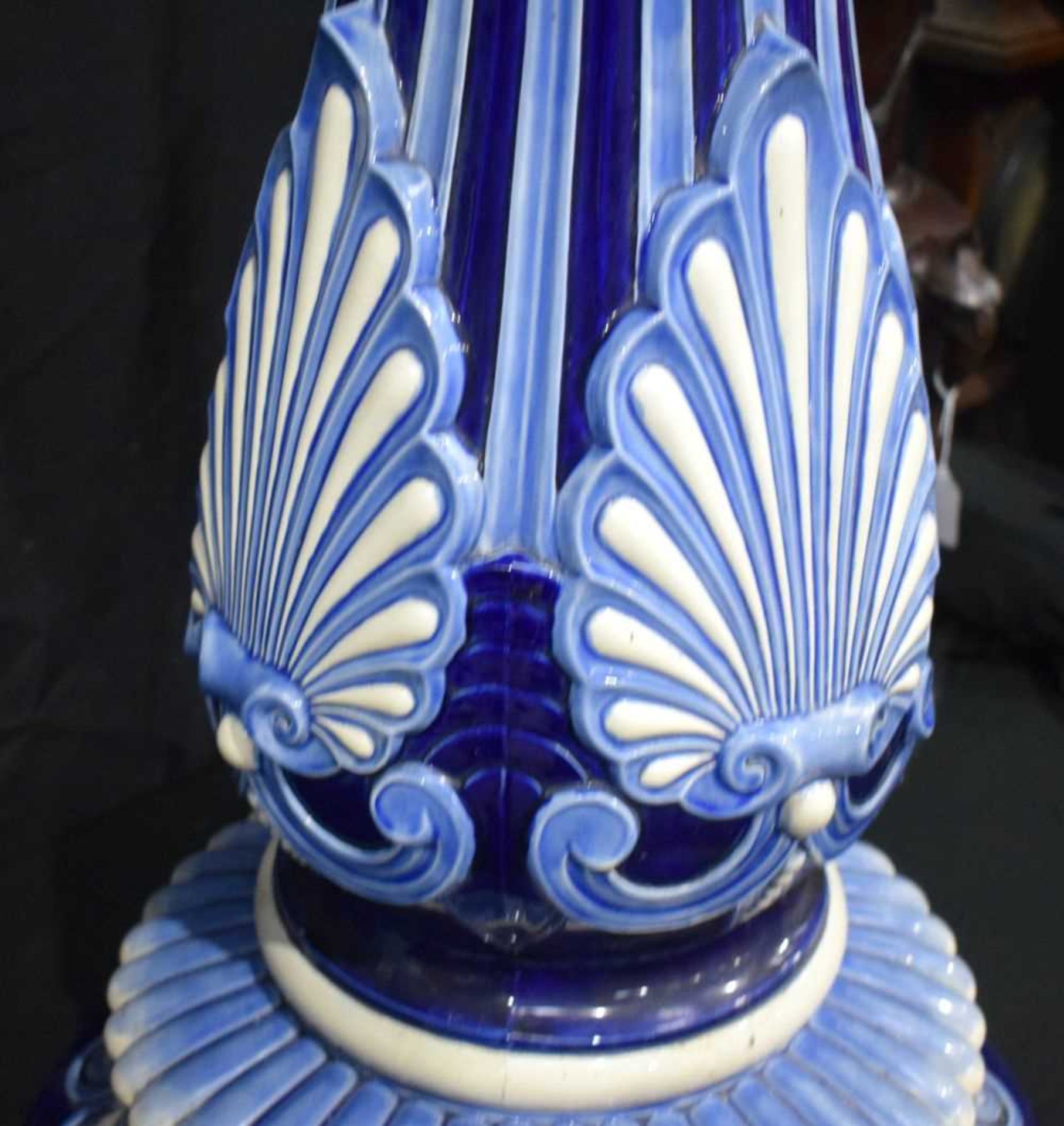 A VERY LARGE ANTIQUE MAJOLICA CONTINENTAL PLANTER ON STAND decorated with bold mask heads. 115 cm - Image 6 of 11