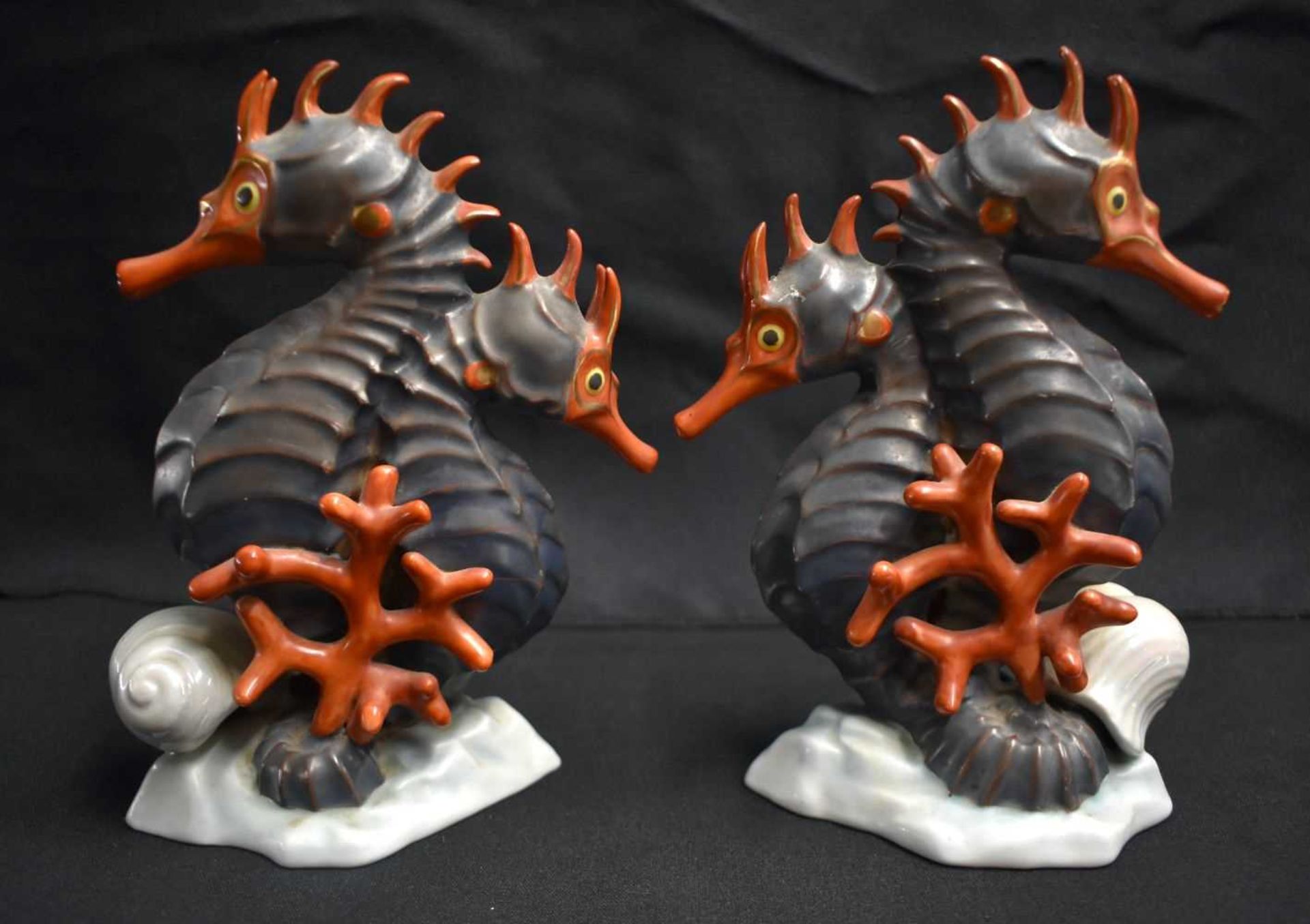 A PAIR OF HEREND HUNGARIAN PORCELAIN SEA HORSES. 18 cm x 9 cm. - Image 3 of 5