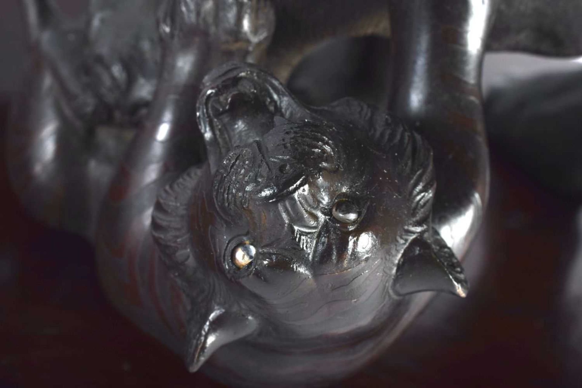 A LARGE 19TH CENTURY JAPANESE MEIJI PERIOD BRONZE OKIMONO modelled as an elephant and tiger upon a - Image 3 of 9