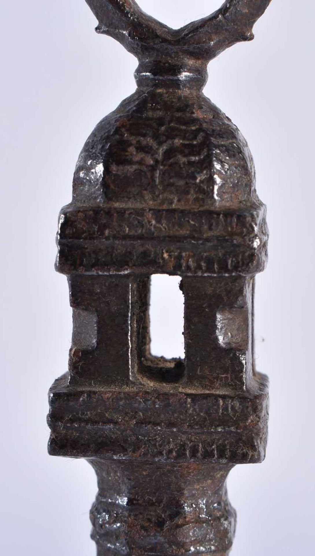 AN 18TH CENTURY MIDDLE EASTERN ISLAMIC IRON TURKISH SCULPTURE formed as a column. 18 cm high. - Image 2 of 5