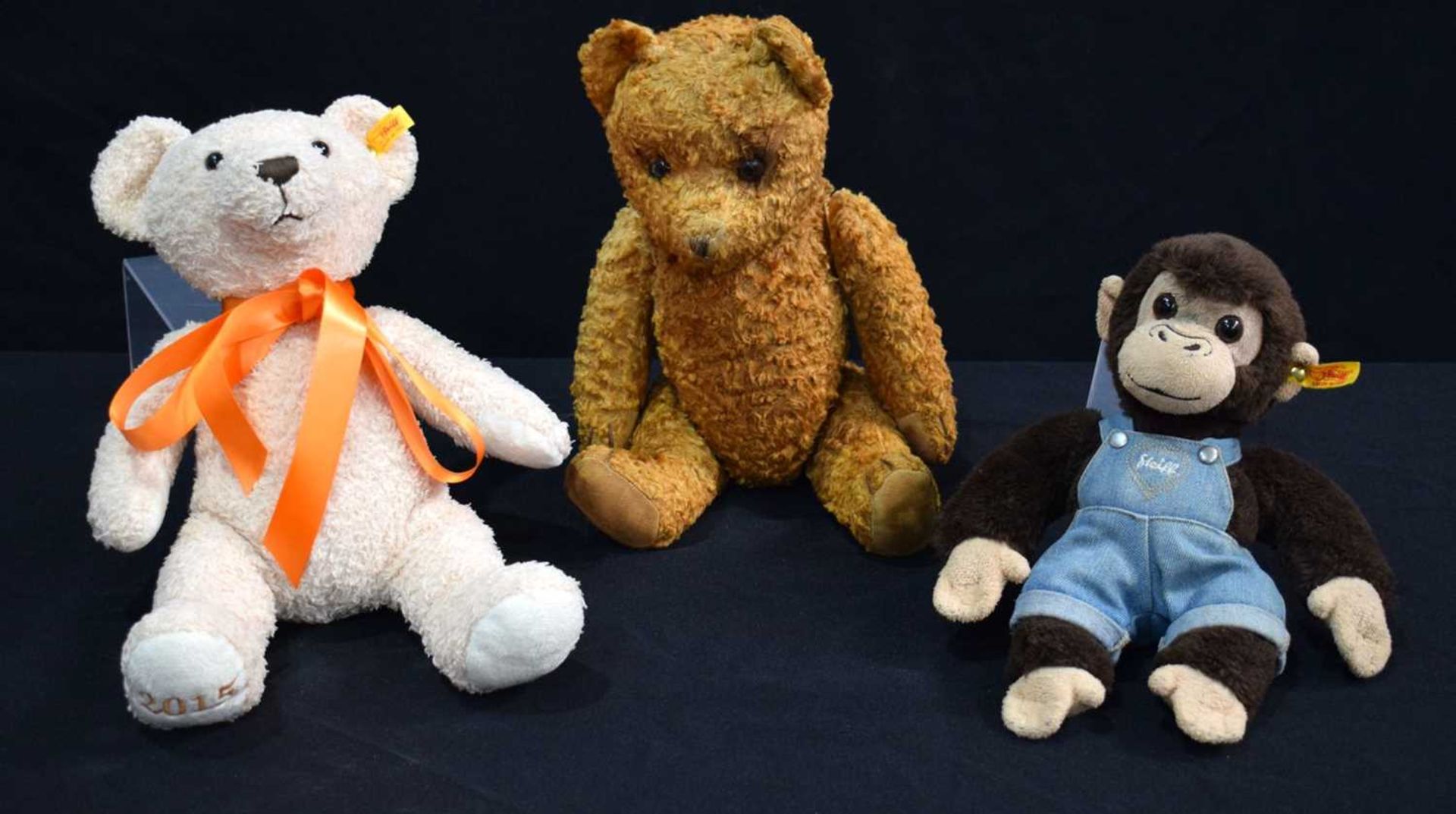 A Steiff Cosy year bear 2015 together with a Steiff monkey and another Teddy 43 cm (3).