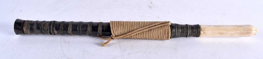 AN ANTIQUE CONTINENTAL SILVER MOUNTED BONE HANDLED DAGGER. 38 cm long.