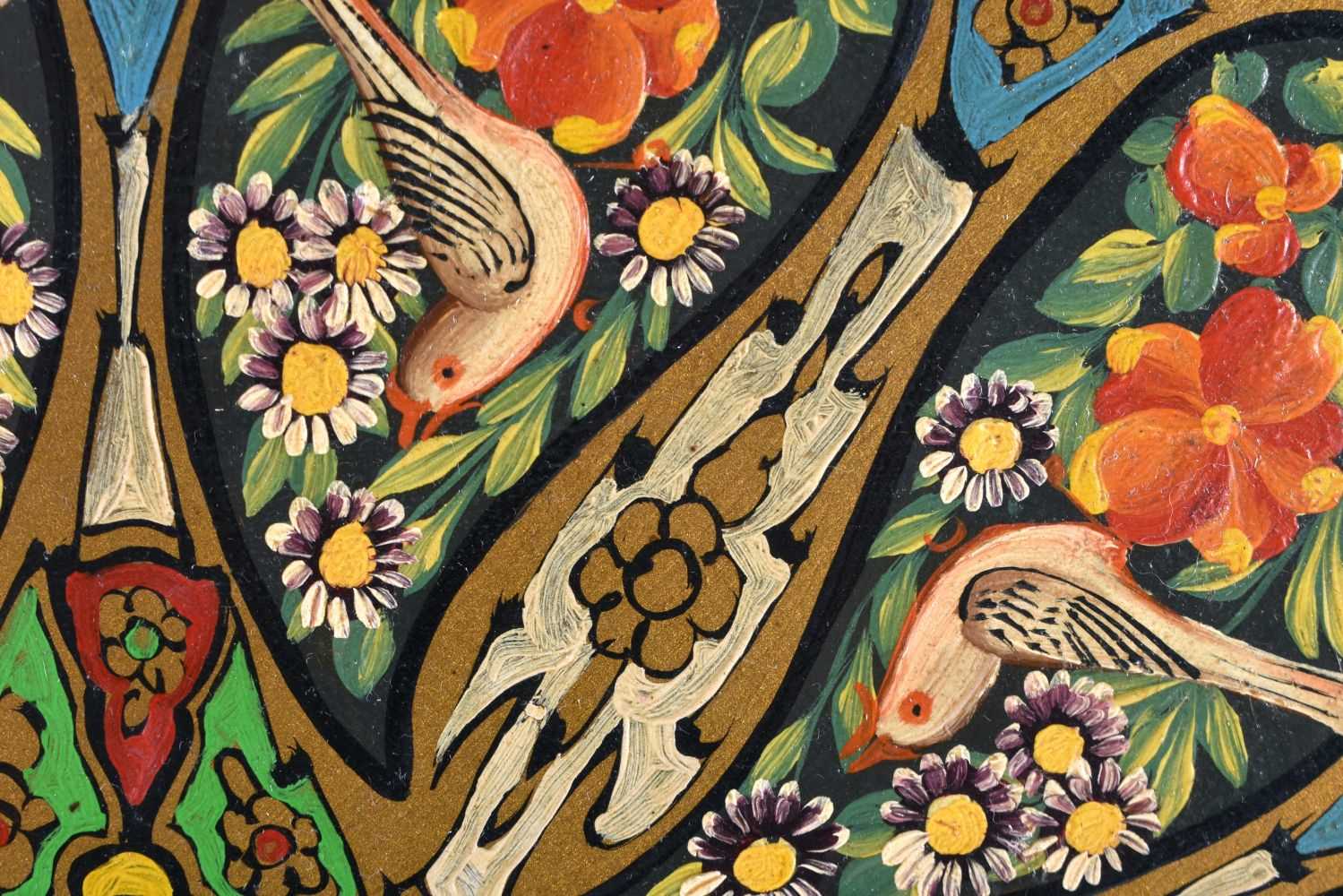 A CHARMING LARGE COUNTRY HOUSE INDIAN PAINTED WOOD HANGING PANEL depicting birds amongst foliage. 48 - Image 3 of 5