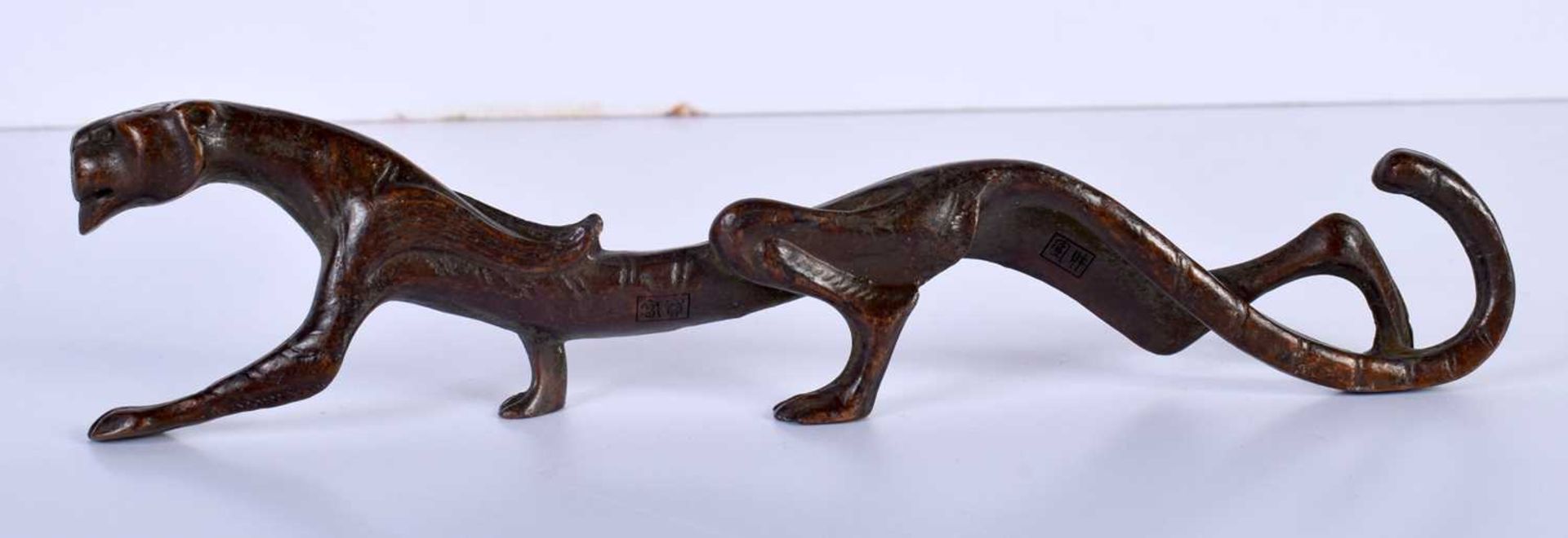 A Japanese Bronze Scroll Weight in the form of a Prowling Tiger 18cm x 4cm x 1.5cm, Weight 166.8g - Image 2 of 4