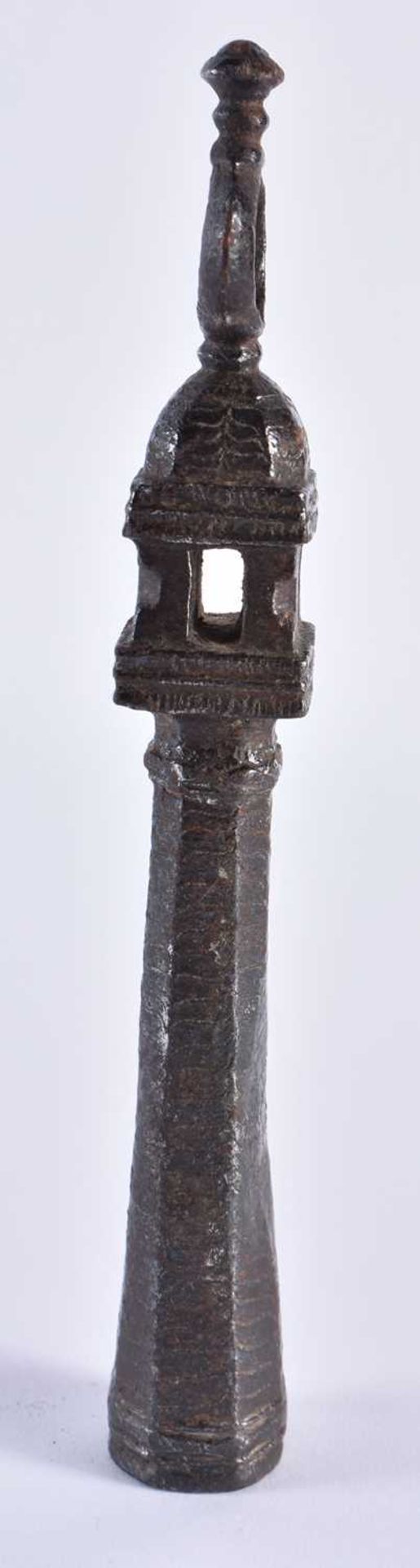 AN 18TH CENTURY MIDDLE EASTERN ISLAMIC IRON TURKISH SCULPTURE formed as a column. 18 cm high. - Image 3 of 5