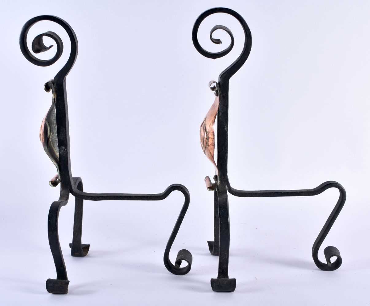 A PAIR OF ARTS AND CRAFTS COPPER AND WROUGHT IRON ANDIRONS decorated with a motif. 35 cm x 14 cm. - Image 3 of 5