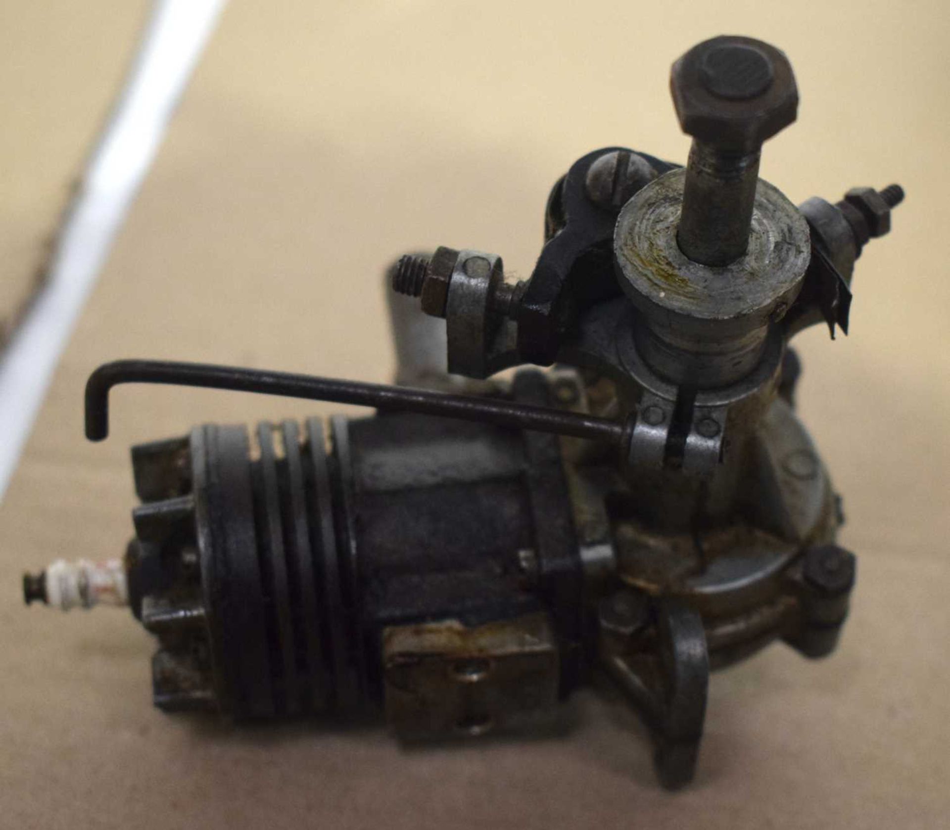 A collection of Model aircraft engines and parts (Qty) - Image 10 of 23