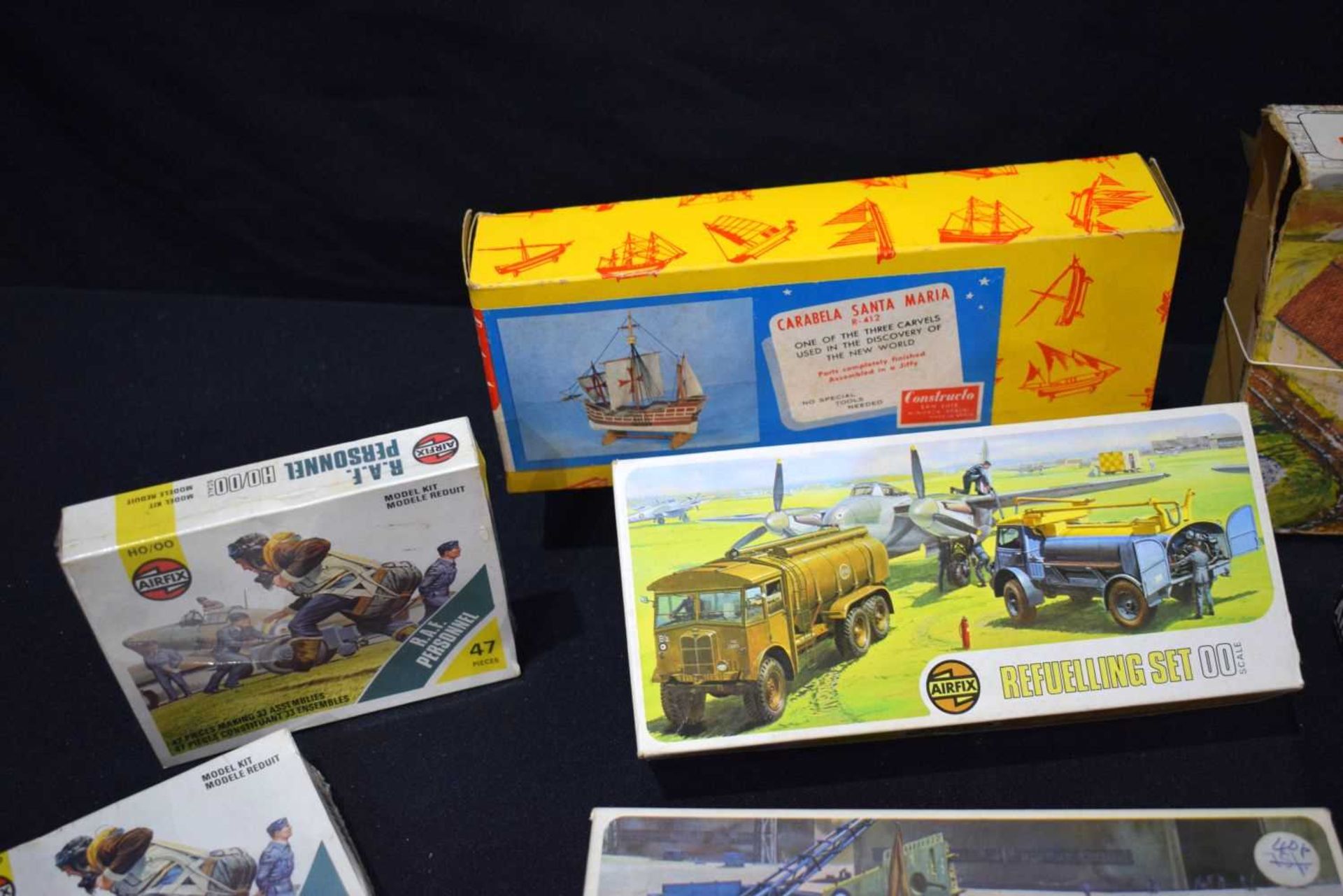 A collection of boxed Airfix model soldiers and kits RAF, Army etc - Image 2 of 7