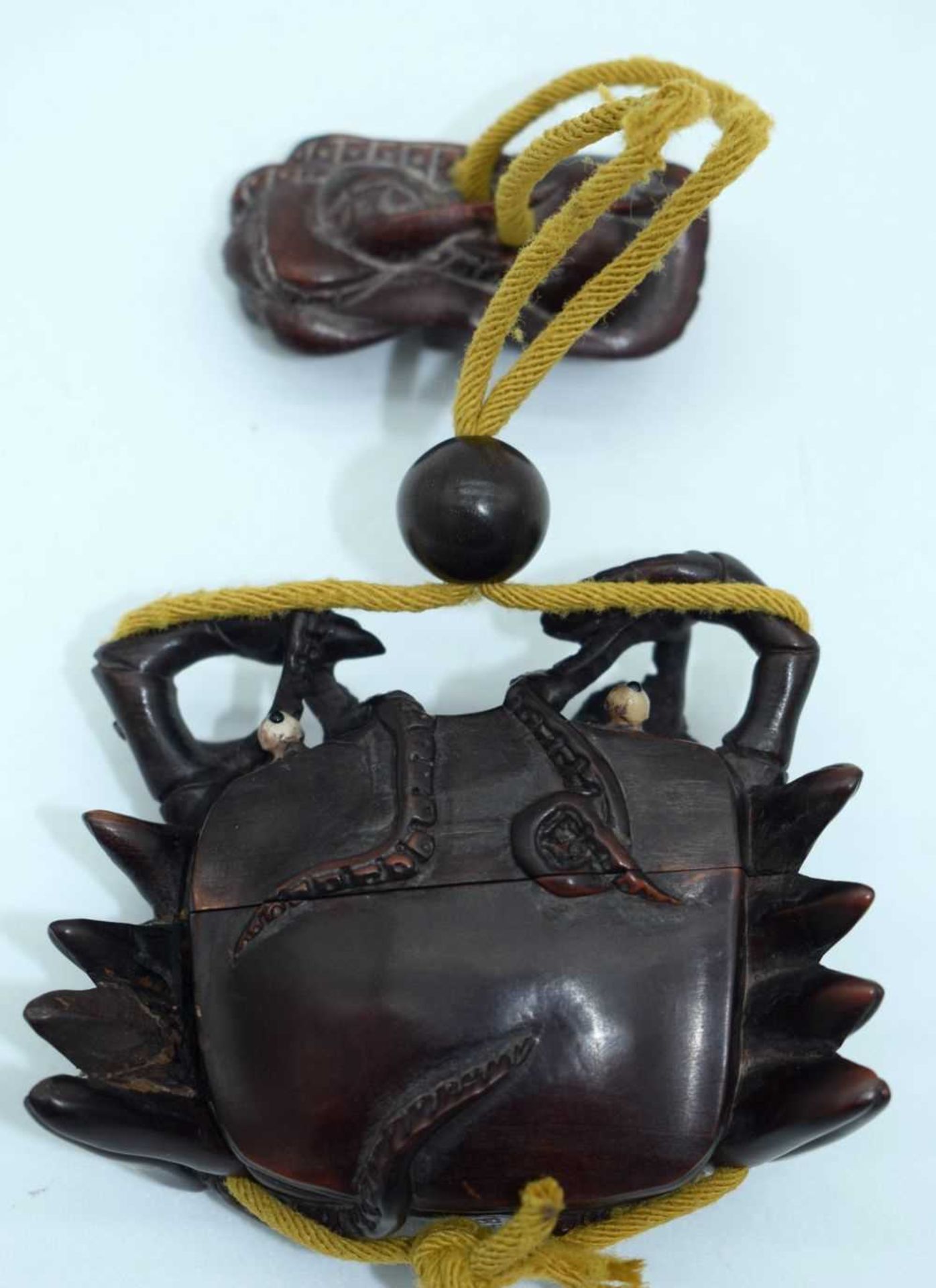 A Japanese Hardwood Inro in the form of a Crab. 6.8cm x 7.6cm x 3.5cm - Image 2 of 3