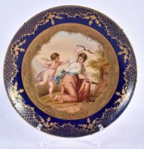 AN EARLY 20TH CENTURY AUSTRIAN VIENNA PORCELAIN CABINET PLATE painted with a putti and female. 26 cm