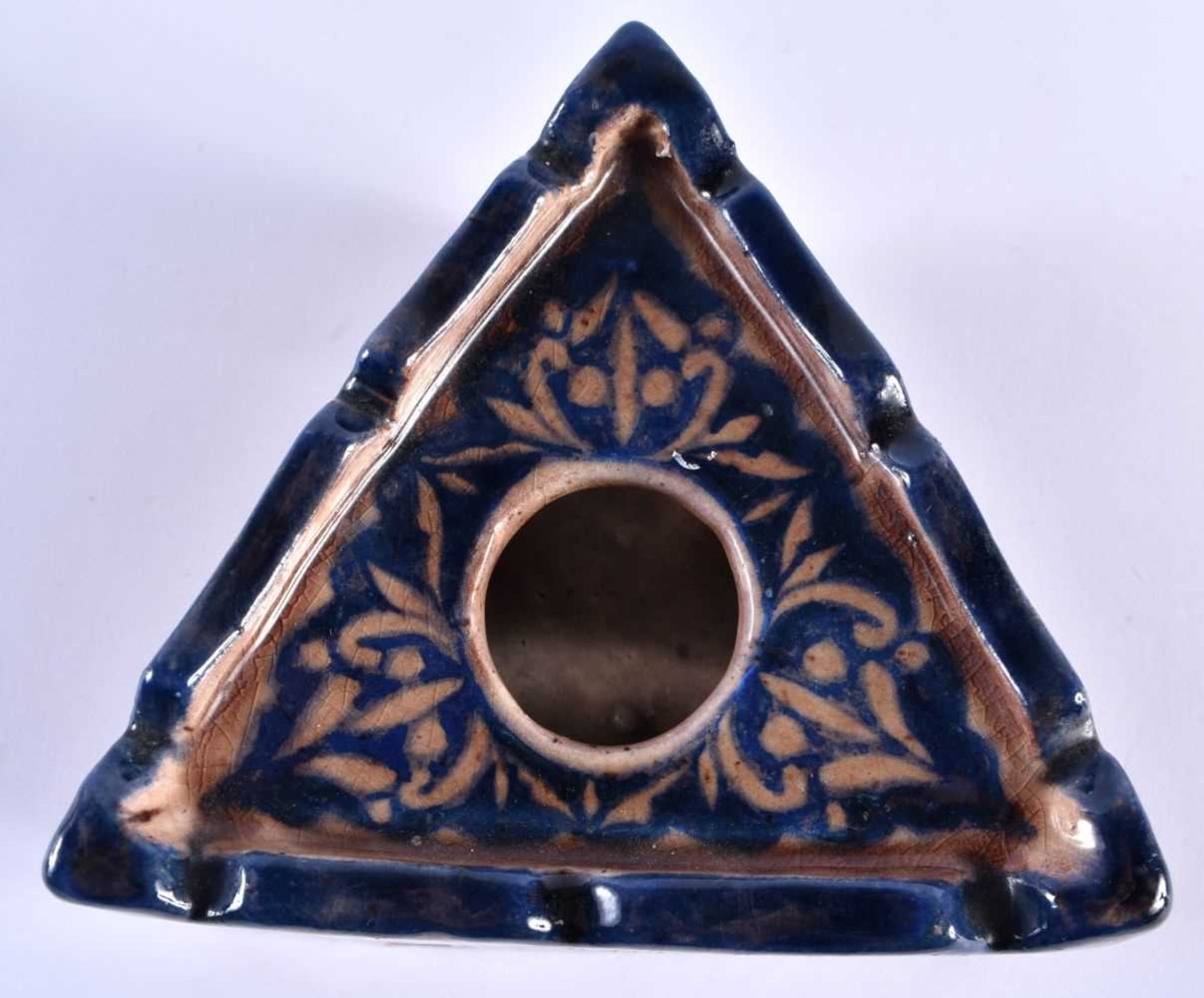 A PERSIAN ISLAMIC MIDDLE EASTERN TRIANGULAR INKWELL. 12 cm wide. - Image 4 of 5