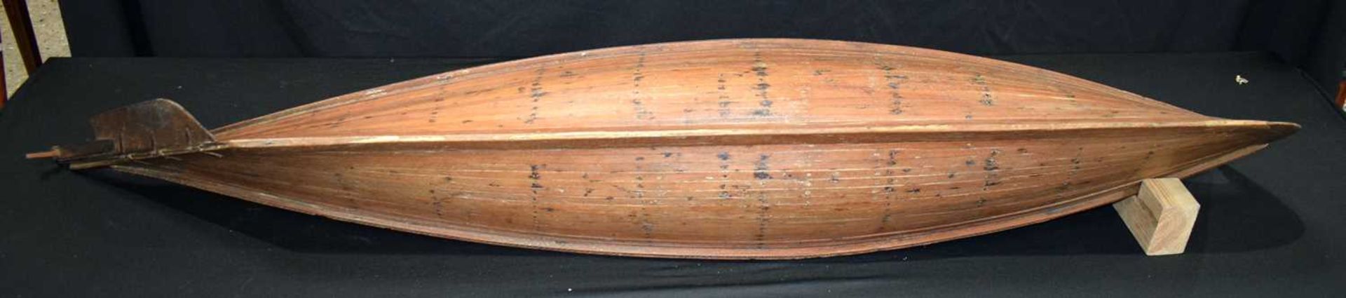 A 19th carved wood model of a Viking Longboat 144 x 24 - Image 6 of 6